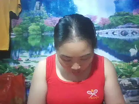 Snapshot of Huemy098 chatting on 04/05/26, 02:25 Huemy098 online show from 04/05/26, 02:25
