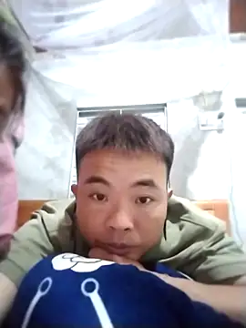 Snapshot of boy-pho- chatting on 03/19/26, 12:09 boy-pho- online show from 03/19/26, 12:09