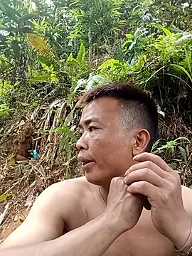 Snapshot of boy-pho- chatting on 04/20/26, 04:59 boy-pho- online show from 04/20/26, 04:59