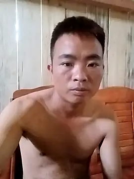 Snapshot of boy-pho- chatting on 04/26/26, 07:39 boy-pho- online show from 04/26/26, 07:39