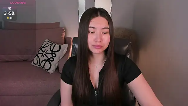 Snapshot of IceIcebabe_ chatting on 03/28/26, 01:05 IceIcebabe online show from 03/28/26, 01:05