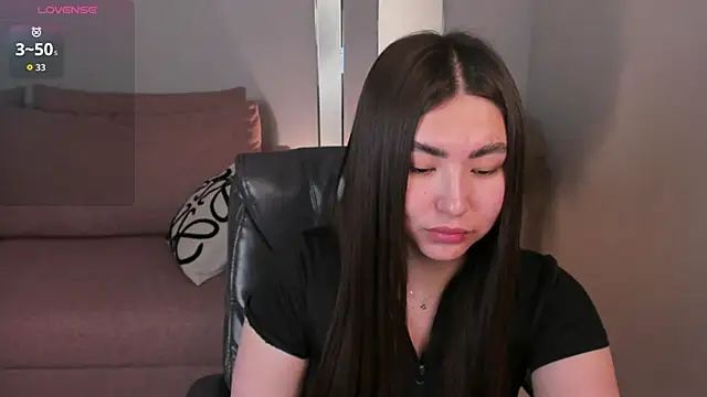 Snapshot of IceIcebabe_ chatting on 04/02/26, 01:03 IceIcebabe online show from 04/02/26, 01:03