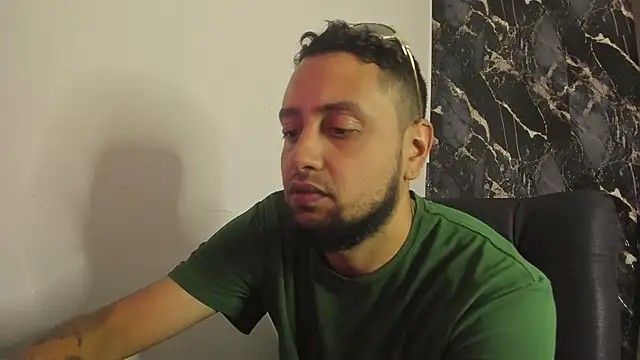 Santi rogue online show from 03/18/26, 01:03