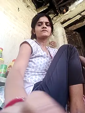 Snapshot of Sexy-Riya chatting on 04/12/26, 03:11 Sexy-Riya online show from 04/12/26, 03:11