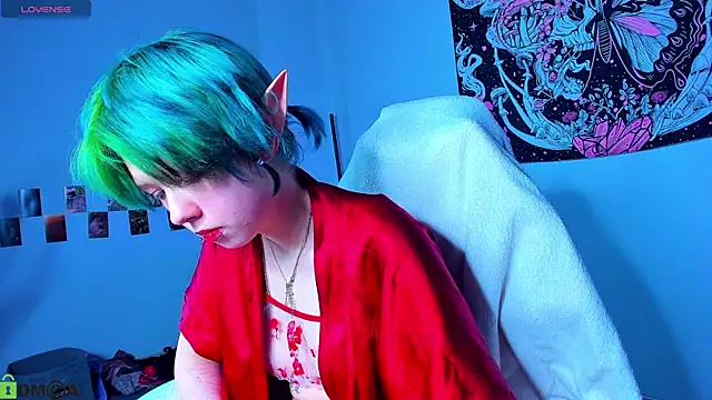 Snapshot of LittleKittenStar chatting on 03/28/26, 03:06 LittleKittenStar online show from 03/28/26, 03:06