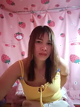 Snapshot of Reeoo-93 chatting on 03/26/26, 08:42 Reeoo-93 online show from 03/26/26, 08:42