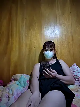 Snapshot of Reeoo-93 chatting on 04/07/26, 05:24 Reeoo-93 online show from 04/07/26, 05:24