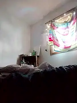 Snapshot of riotstarter187 chatting on 03/18/26, 02:31 riotstarter187 online show from 03/18/26, 02:31