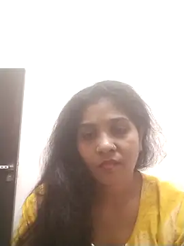 Snapshot of LovelyRenu chatting on 03/26/26, 11:05 LovelyRenu online show from 03/26/26, 11:05