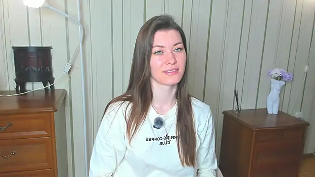 Snapshot of JulissaLipoma chatting on 04/04/26, 07:17 JulissaLipoma online show from 04/04/26, 07:17