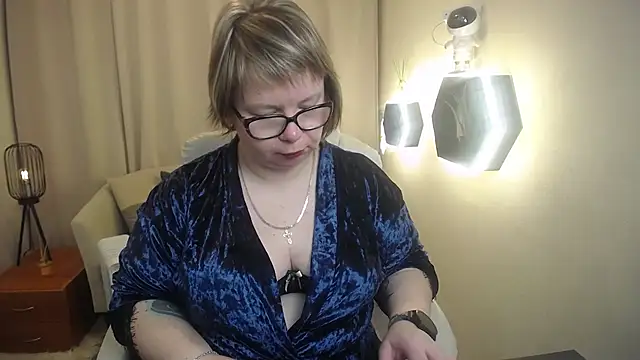 Snapshot of BonnnyBoobsy chatting on 04/23/26, 05:52 BonnnyBoobsy online show from 04/23/26, 05:52