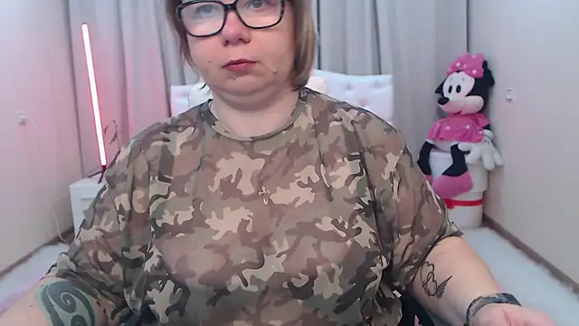Snapshot of BonnnyBoobsy chatting on 05/01/26, 05:45 BonnnyBoobsy online show from 05/01/26, 05:45