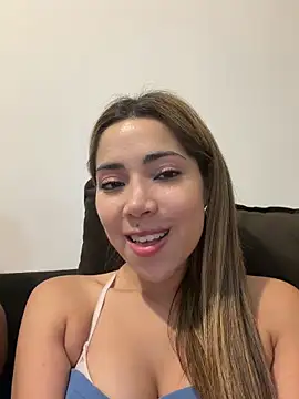sexyparejahot69 online show from 05/27/26, 01:57