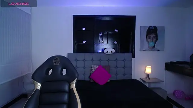Melannyy V online show from 06/13/26, 01:20