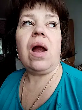 ViktoriaToytor55 online show from 05/18/26, 04:13
