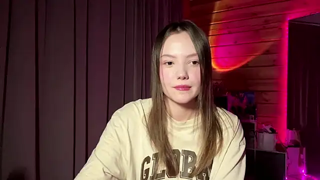 Snapshot of LenLen_Solen chatting on 06/03/26, 01:36 LenLen Solen online show from 06/03/26, 01:36