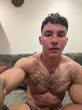 Snapshot of JAYCAM_ chatting on 04/30/26, 11:31 JAYCAM online show from 04/30/26, 11:31