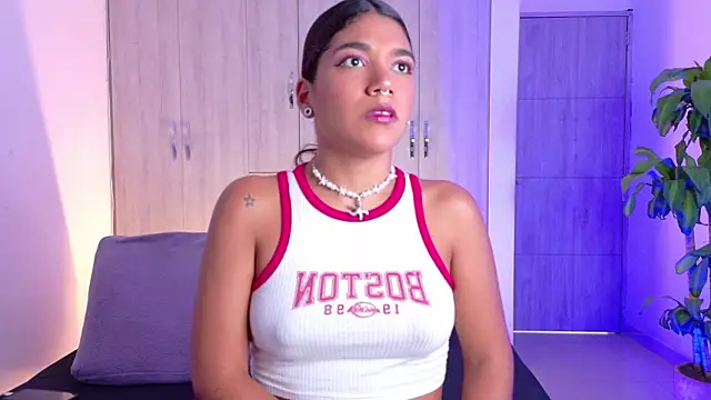 isabellahofmann online show from 04/06/26, 10:22