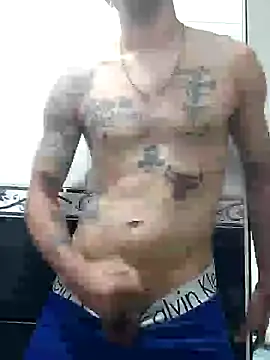 Snapshot of Dereckrose23 chatting on 04/26/26, 06:33 Dereckrose23 online show from 04/26/26, 06:33