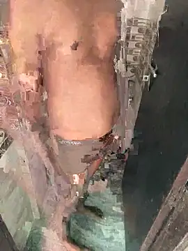 Snapshot of couple-new chatting on 03/25/26, 08:20 couple-new online show from 03/25/26, 08:20