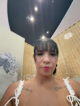 Snapshot of MonserratJons01 chatting on 06/08/26, 03:12 MonserratJons01 online show from 06/08/26, 03:12