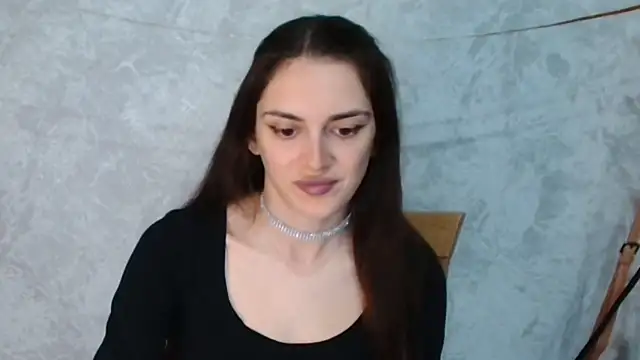 RoxiCherry online show from 05/11/26, 06:30