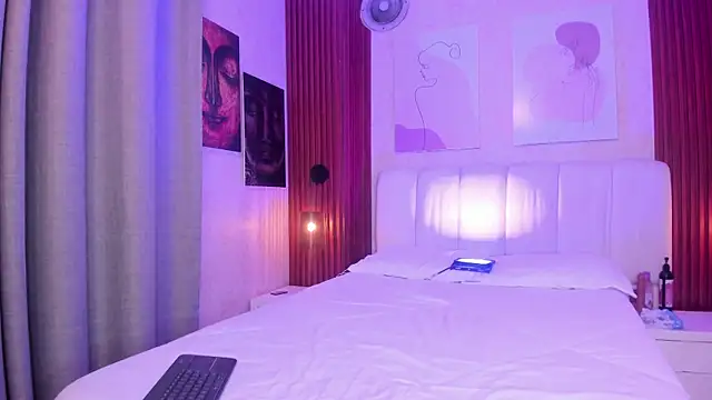 Maiasweet  online show from 05/01/26, 03:22