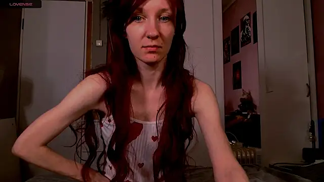 Snapshot of bzzz_bzzz chatting on 03/28/26, 10:20 bzzz bzzz online show from 03/28/26, 10:20