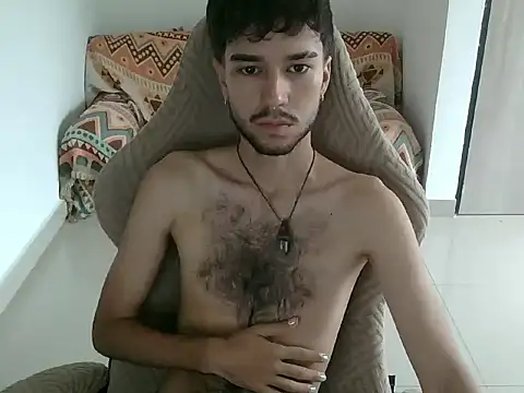 Adrien polo online show from 04/13/26, 02:11