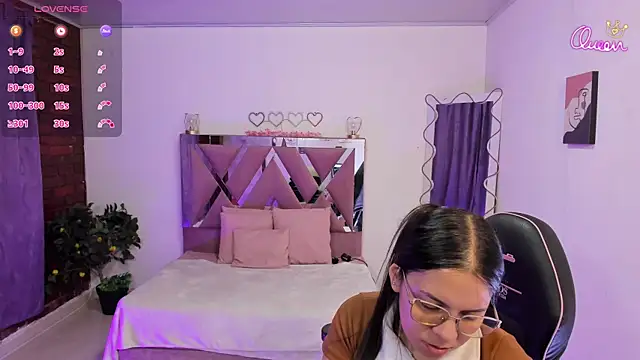 Cristy tay online show from 04/14/26, 11:49