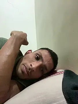 Snapshot of cool_guy_1 chatting on 03/22/26, 07:12 cool guy 1 online show from 03/22/26, 07:12