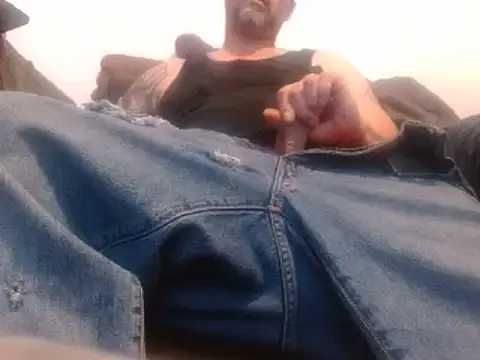 Snapshot of MrDontRush chatting on 07/09/26, 11:53 MrDontRush online show from 07/09/26, 11:53