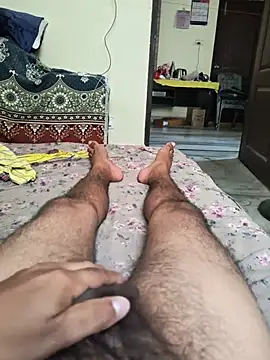 Snapshot of yoursTelugu_boy chatting on 06/22/26, 05:15 yoursTelugu boy online show from 06/22/26, 05:15