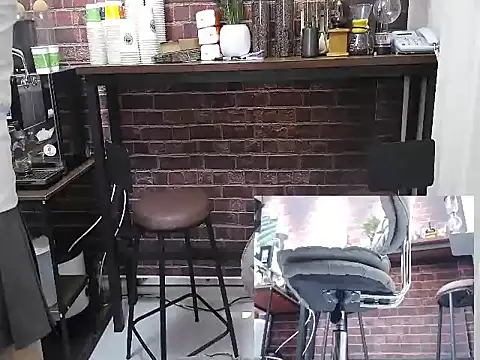 Latte-01 online show from 04/12/26, 03:11