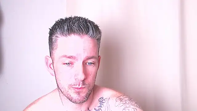 Snapshot of SkylarrGrey chatting on 03/22/26, 07:34 SkylarrGrey online show from 03/22/26, 07:34