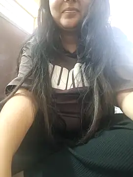 Snapshot of neelam_rawat chatting on 05/02/26, 12:21 neelam rawat online show from 05/02/26, 12:21