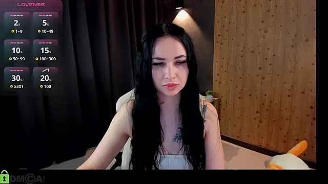 Snapshot of maymalina chatting on 04/08/26, 04:23 maymalina online show from 04/08/26, 04:23