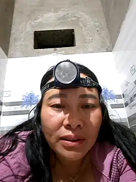 Snapshot of Nin-anna chatting on 05/05/26, 01:52 Nin-anna online show from 05/05/26, 01:52
