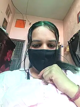 Snapshot of REENA-STRIP chatting on 04/25/26, 05:21 REENA-STRIP online show from 04/25/26, 05:21