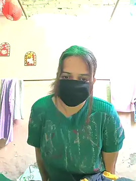 Snapshot of REENA-STRIP chatting on 04/27/26, 04:54 REENA-STRIP online show from 04/27/26, 04:54