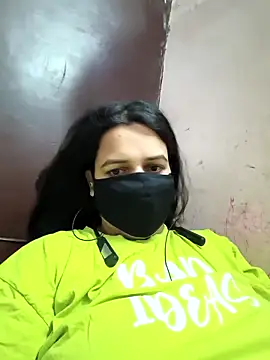 Snapshot of REENA-STRIP chatting on 05/03/26, 08:42 REENA-STRIP online show from 05/03/26, 08:42