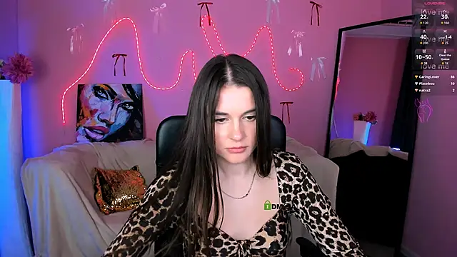 sara musee online show from 04/13/26, 11:43