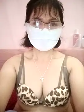 Snapshot of art_po19 chatting on 03/23/26, 11:31 art po19 online show from 03/23/26, 11:31