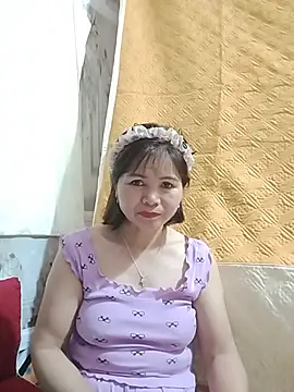 Snapshot of art_po19 chatting on 05/12/26, 10:18 art po19 online show from 05/12/26, 10:18
