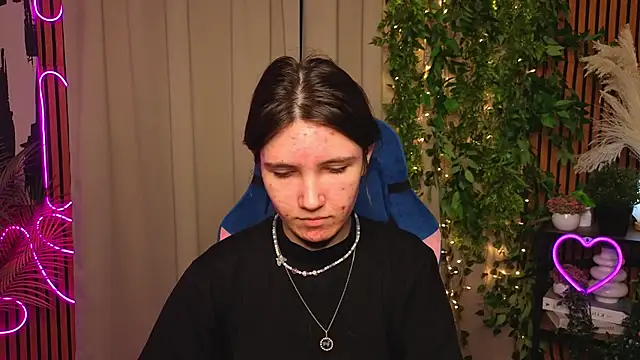 CarmenPhillips online show from 03/22/26, 06:17