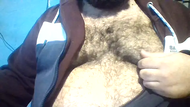 Snapshot of BeardedChubb chatting on 03/20/26, 06:51 BeardedChubb online show from 03/20/26, 06:51