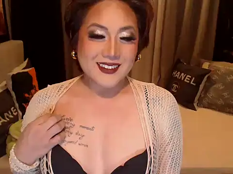 Snapshot of YourMistressAggy chatting on 04/11/26, 07:40 YourMistressAggy online show from 04/11/26, 07:40