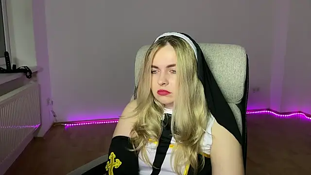 Snapshot of EvaKraz chatting on 04/01/26, 06:05 EvaKraz online show from 04/01/26, 06:05