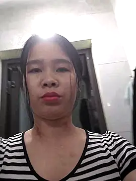 AmyLinee 01 online show from 03/22/26, 12:47