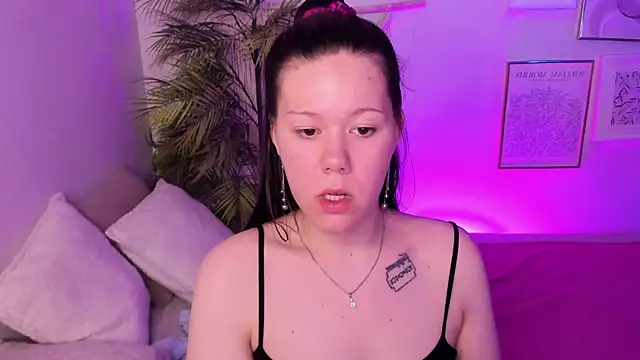 Vanessa ama online show from 05/18/26, 05:30